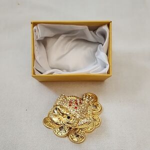 NIB Gold And Crystals Frog FortuneTchotchke